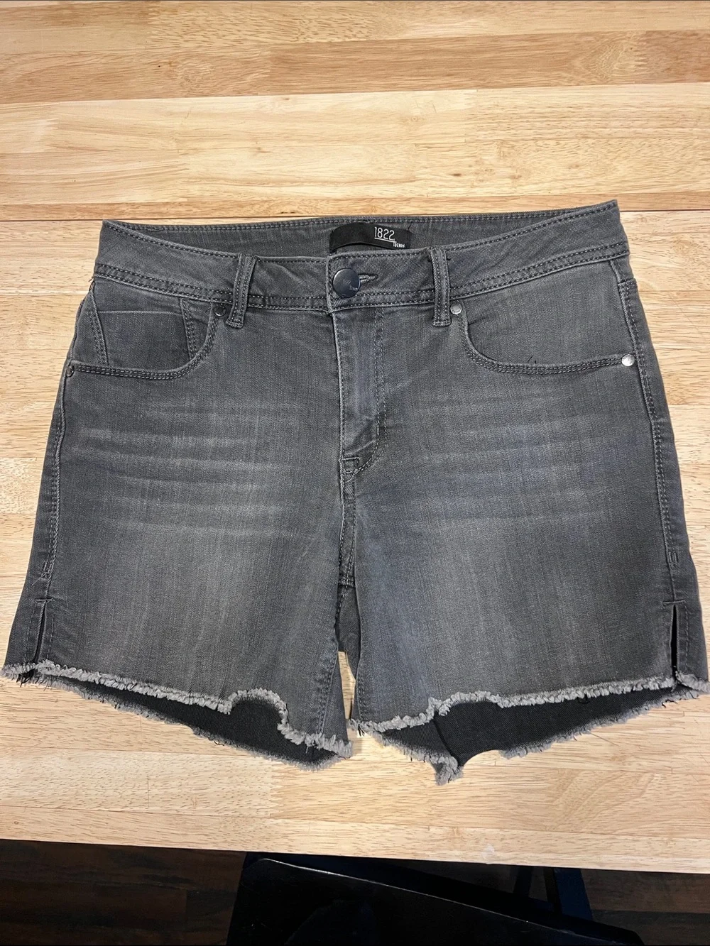1822 Denim Charcoal Frayed Hem Jean Shorts